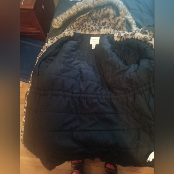 Forever 21 warm and cozy jacket - Picture 6 of 16